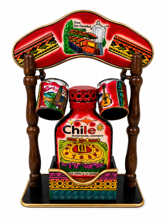 Set de Licorera Chilena Artesanal con 2 Vasos Shot – Diseños variados - Chilena Cossas