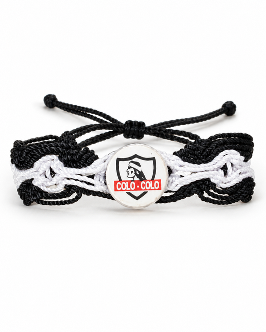 Pulsera artesanal Colo Colo en colores blanco y negro