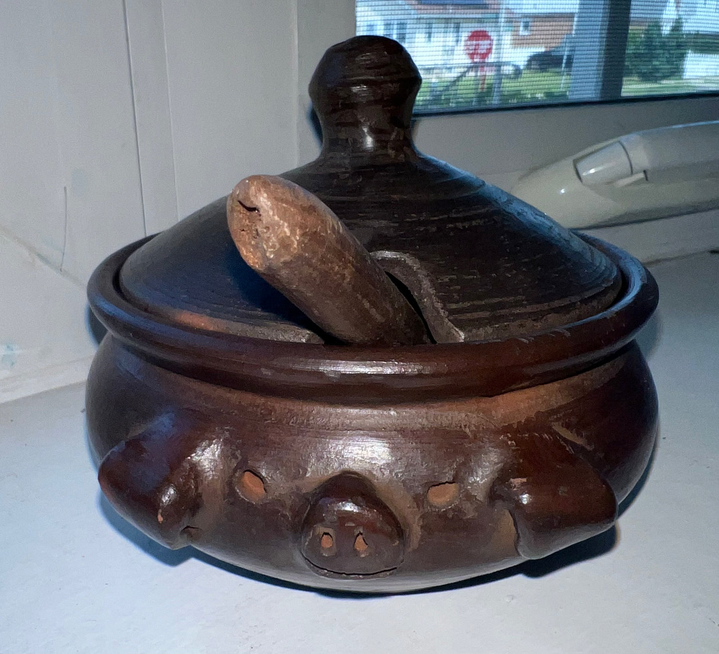 Chanchito pebrero c/ cuchara