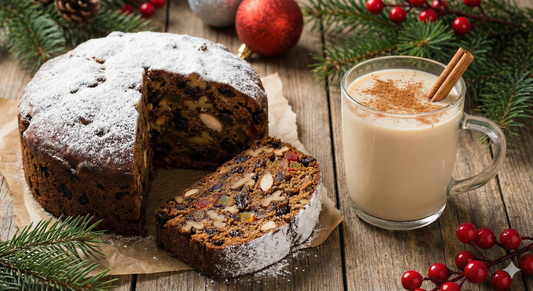 Pan de Pascua chileno acompañando de la bebida tradicional chilena cola de mono